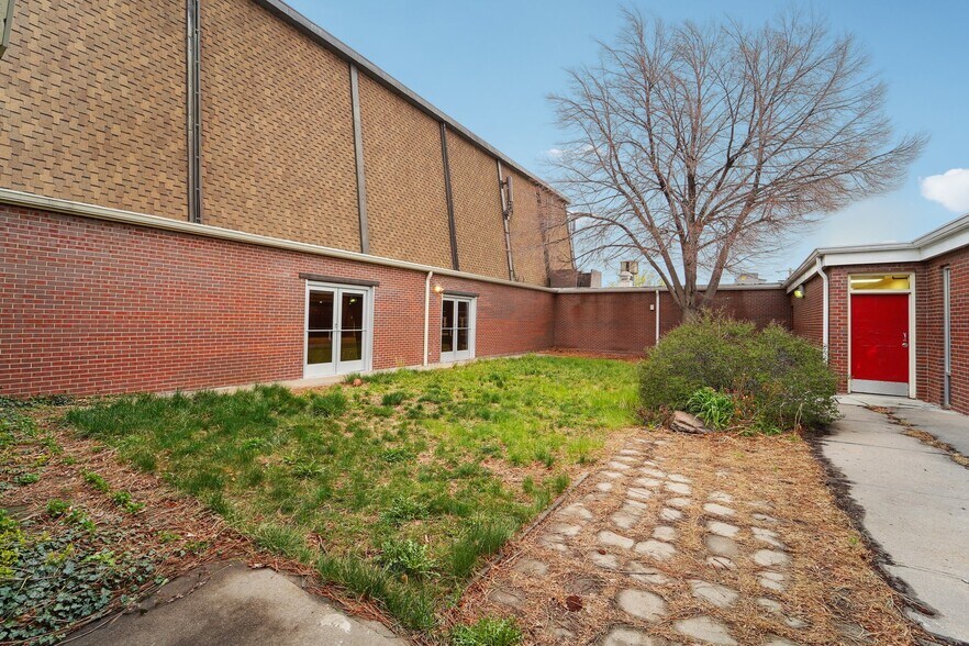 More Photos Of 5592 Independence St, Arvada Schools For Sale