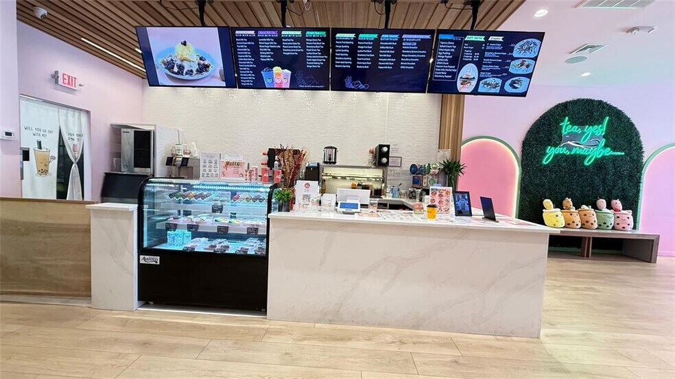 More Photos Of 74A Hillside Ave, Williston Park Storefront For Sale