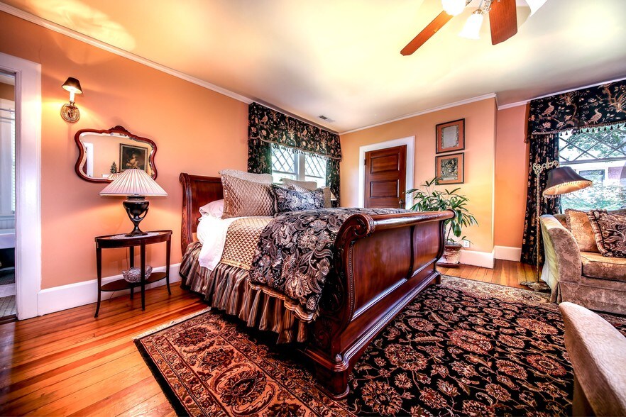 More Photos Of 288 Montford Ave, Asheville Hospitality For Sale