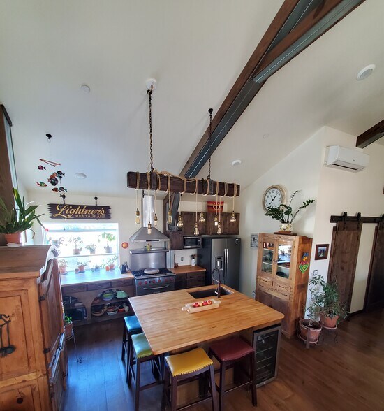 More Photos Of 5209 Lake Isabella Blvd, Lake Isabella Storefront Retail Residential For Sale