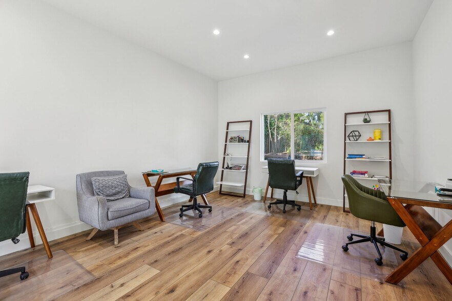 More Photos Of 6082 Selma Ave, Los Angeles Rehabilitation Center For Lease
