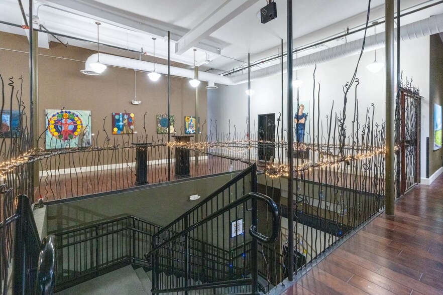 More Photos Of 120 W 2nd St, Taylor General Retail For Sale