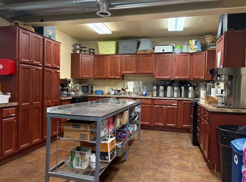 More Photos Of 24200 Meridian Rd, Grosse Ile Religious Facility For Sale