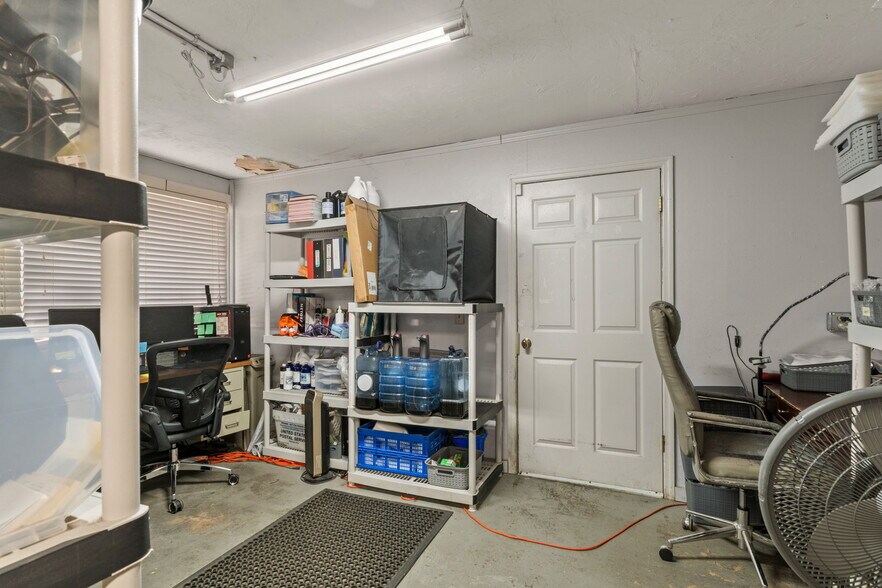 More Photos Of 6680 W Gulf To Lake Hwy, Crystal River Auto Repair For Sale