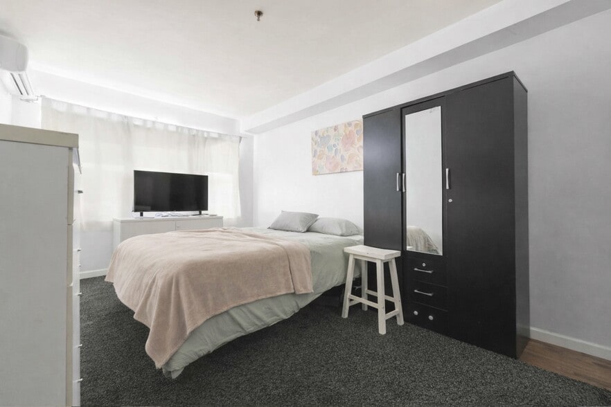 More Photos Of , Long Island City Multifamily For Sale