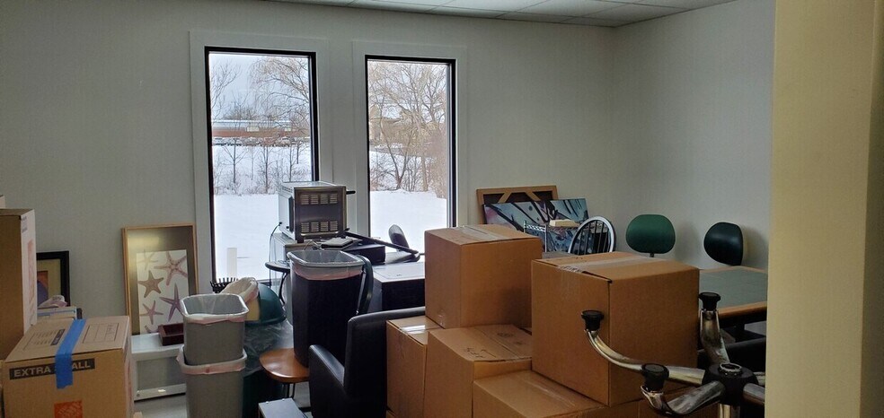 More Photos Of 8600 Sheridan Dr, Buffalo Office Residential For Sale