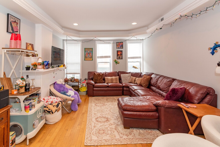 More Photos Of 1538 Light St, Baltimore Storefront Retail Residential For Sale