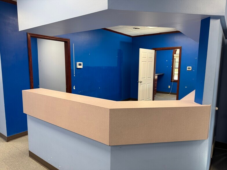 More Photos Of 514 Pellis Rd, Greensburg Medical For Lease
