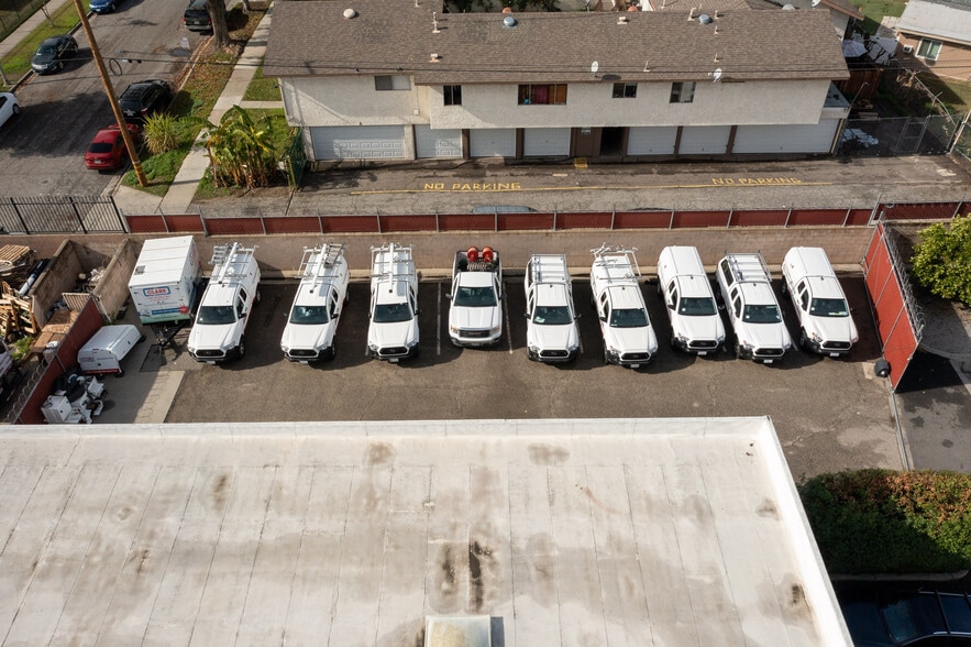 More Photos Of 3403 Durahart St, Riverside Warehouse For Sale