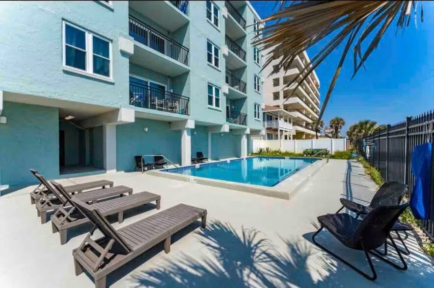 More Photos Of 731 1st St S, Jacksonville Beach Apartments For Sale