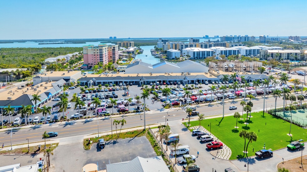 Primary Photo Of 7205 Estero Blvd, Fort Myers Unknown For Lease