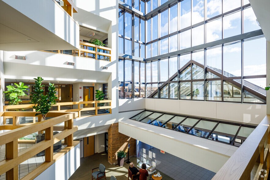 More Photos Of 5315 Elliott Dr, Ypsilanti Medical For Lease