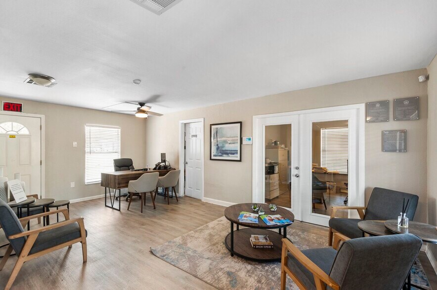 More Photos Of 1505 W 25th St, Sanford Apartments For Sale