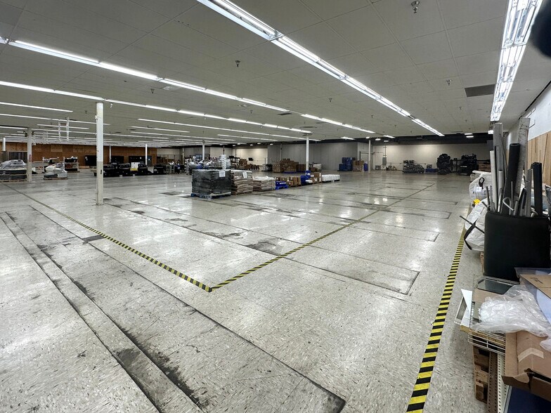 More Photos Of 4325 Broadway St, Eureka Freestanding For Sale