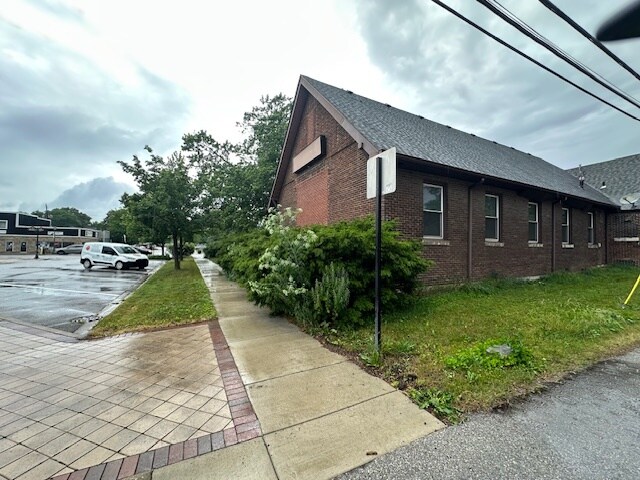 More Photos Of 201 N Broad St, Griffith Specialty For Sale