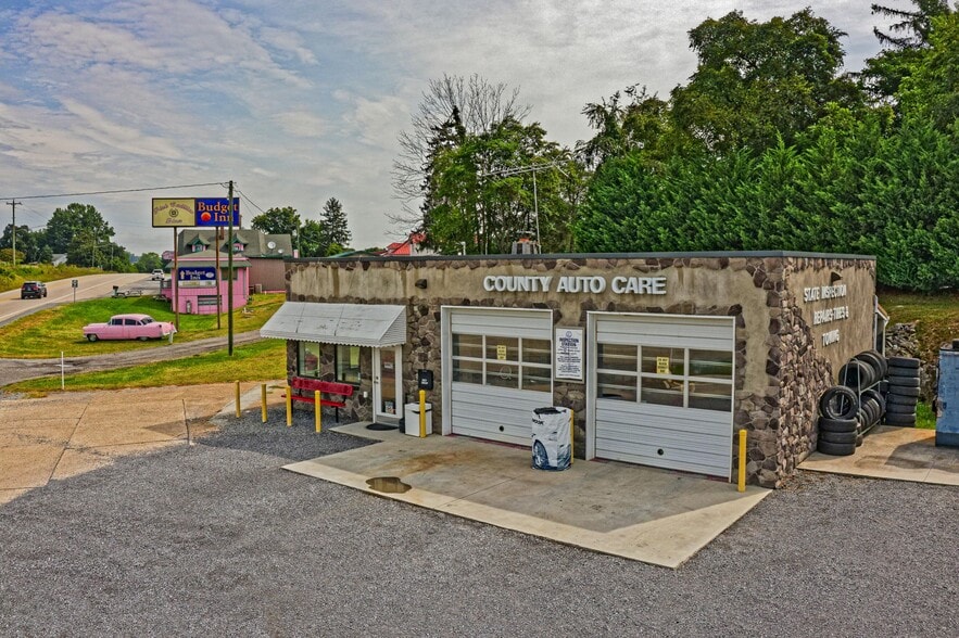 More Photos Of 4373 S Lee Hwy, Natural Bridge Service For Sale