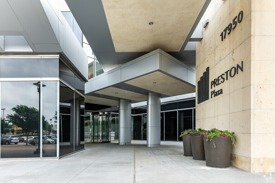 More Photos Of 17950 Preston Rd, Dallas Office For Lease