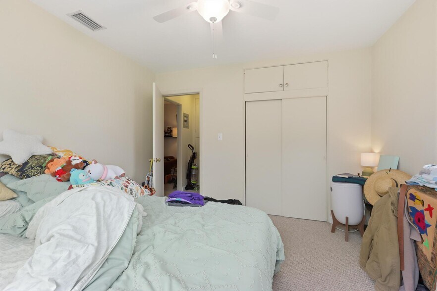 More Photos Of 642 Harwood St, Orlando Apartments For Sale