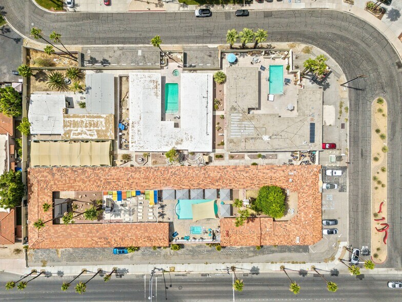 More Photos Of 526 S Warm Sands Dr, Palm Springs Hotel For Sale