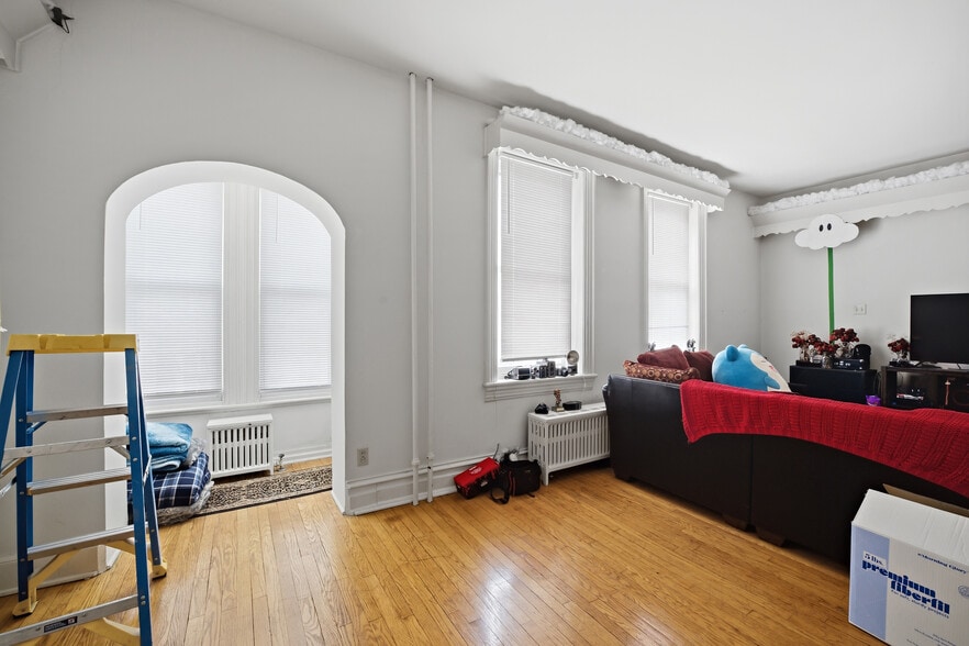 More Photos Of , Kutztown Unknown For Sale