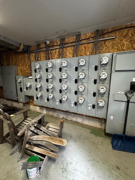 More Photos Of 1435 State St, New Haven Apartments For Sale