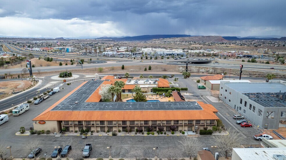 More Photos Of 1450 S Auto Mall Dr, St George Hotel For Sale