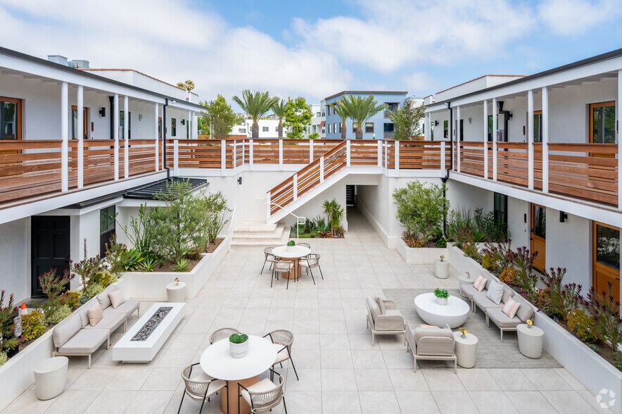 More Photos Of 24452 Del Prado, Dana Point Apartments For Sale