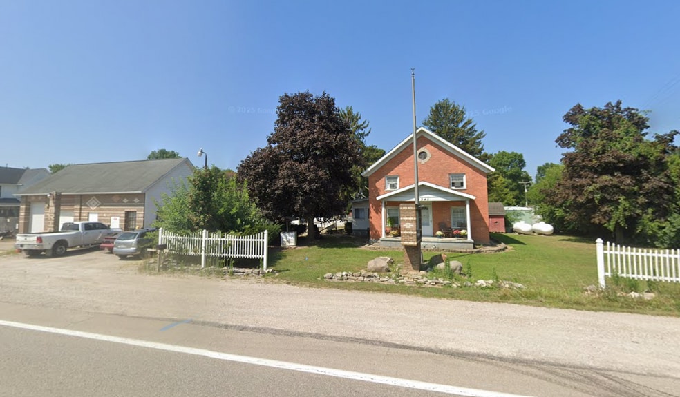 More Photos Of 4225 US Highway 23 N, Delaware Auto Repair For Sale