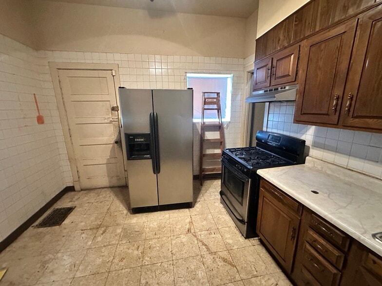 More Photos Of 6955 S King Dr, Chicago Specialty For Sale