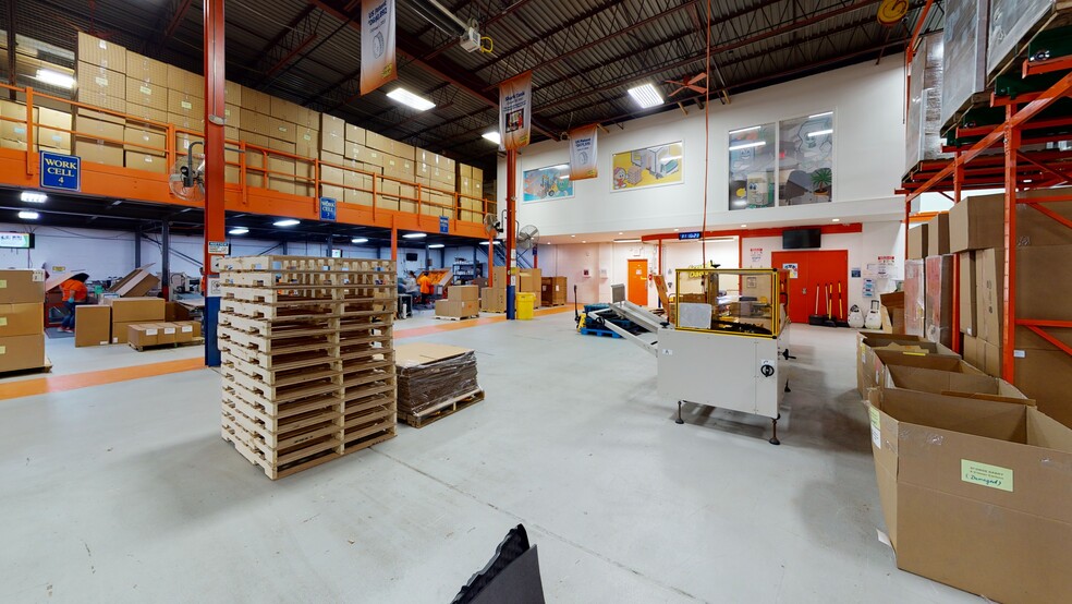 Primary Photo Of 6 Horne Dr, Folcroft Warehouse For Lease