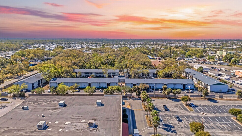 More Photos Of 3810 5th St, Bradenton Apartments For Sale