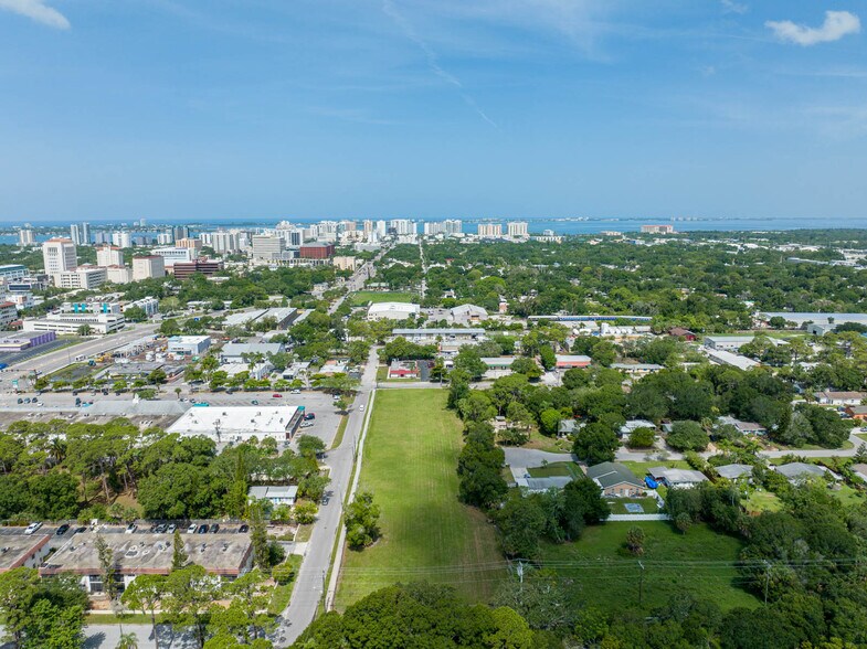 More Photos Of 414 N Lime Ave, Sarasota Land For Sale