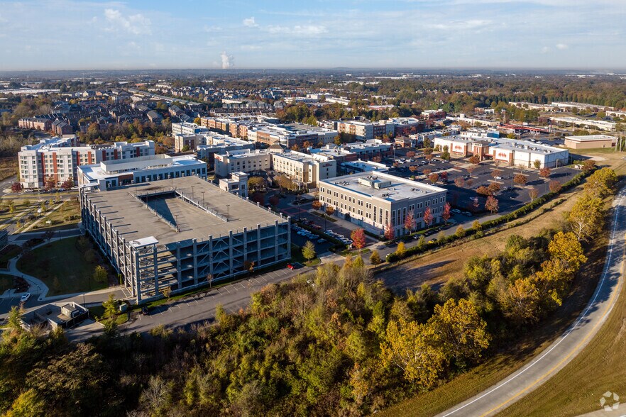 More Photos Of 2015 Ayrsley Town Blvd, Charlotte Unknown For Lease