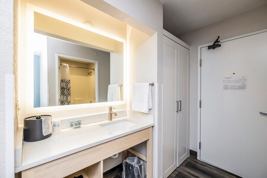 More Photos Of 101 Aviation Way, Watertown Hotel For Sale