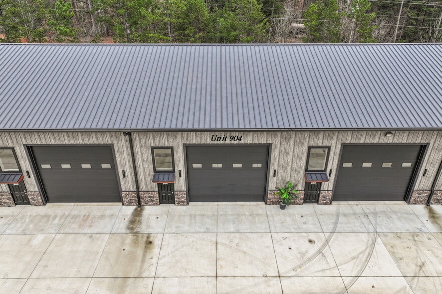 More Photos Of 144 McCrary Rd, Mooresville Flex For Sale