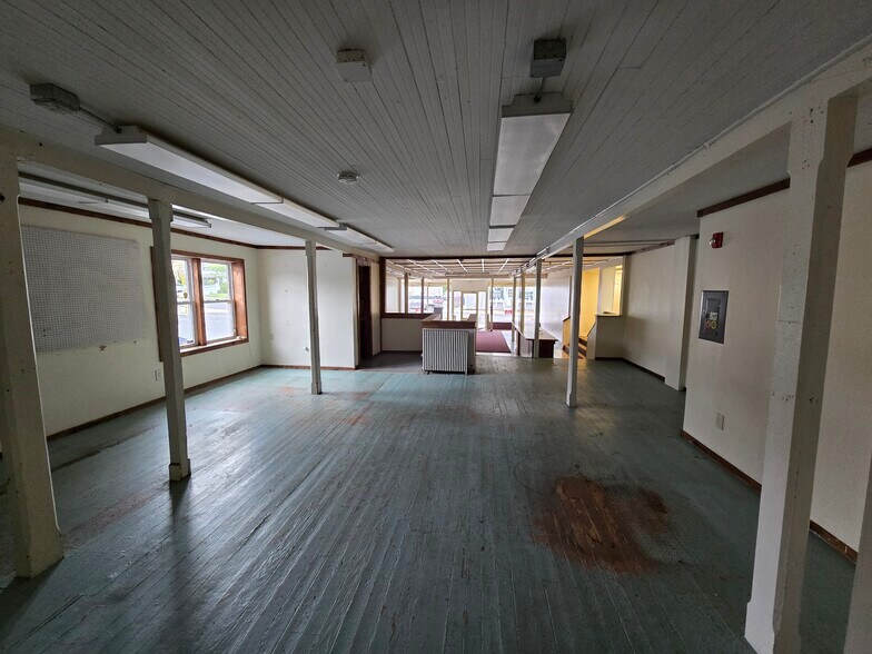 More Photos Of 66-68 N Main St, Milltown Storefront Retail Residential For Lease