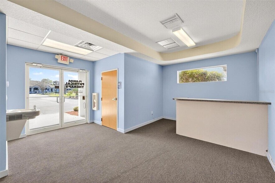 More Photos Of 17809 SE 109th Ave, Summerfield Office For Lease