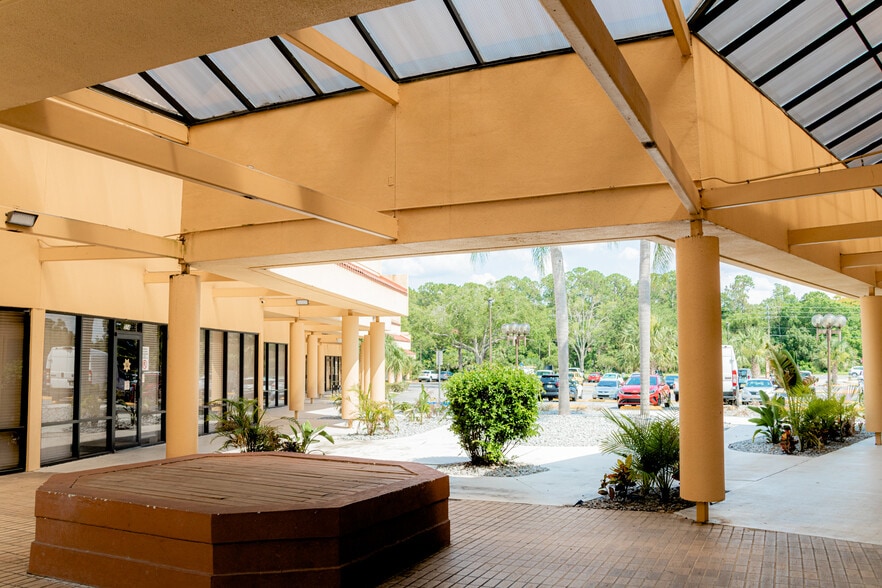 More Photos Of 500-540 W Lake Mary Blvd, Sanford Office For Lease