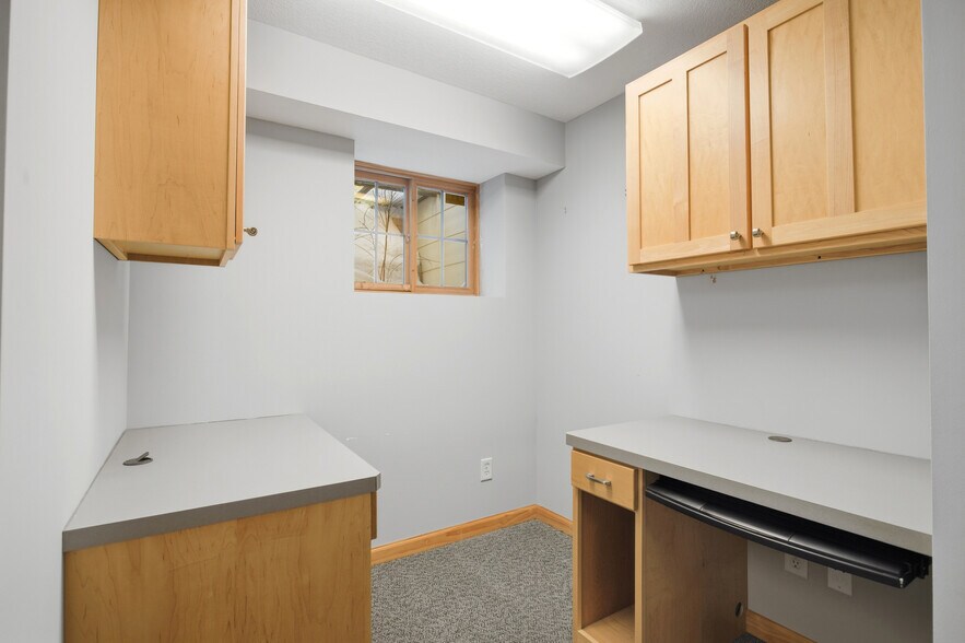 More Photos Of 1700 18th St, Charleston Office For Sale