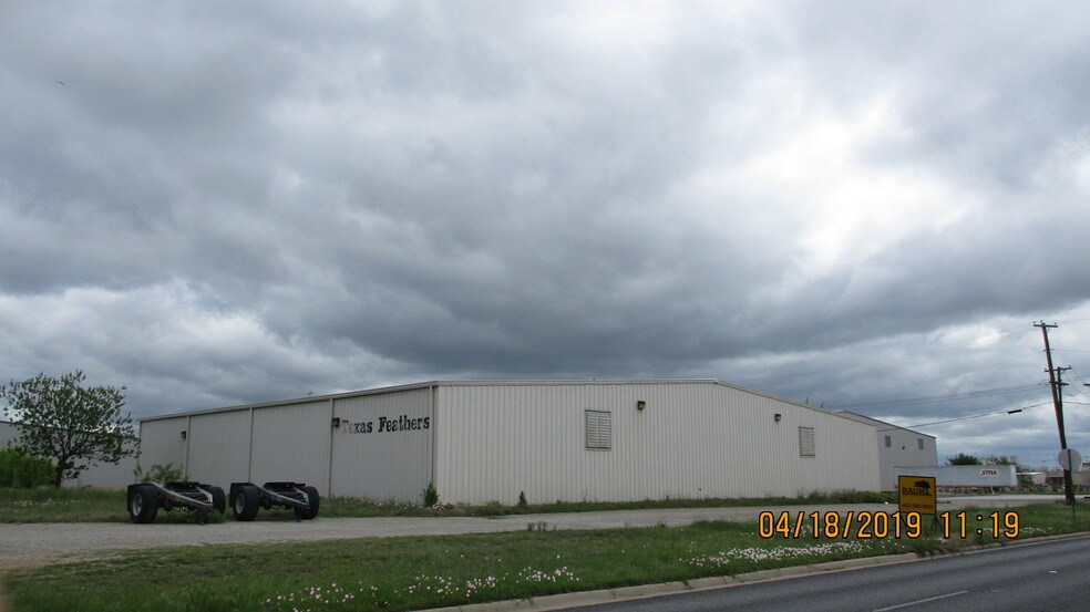 More Photos Of 1513 Drisco Dr, Brownwood Unknown For Lease