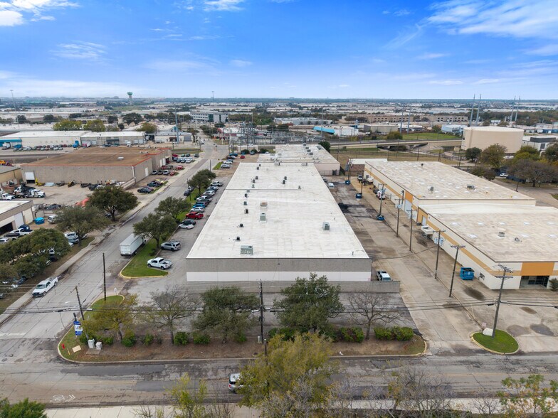 More Photos Of 2435 Squire Pl, Farmers Branch Light Manufacturing For Lease