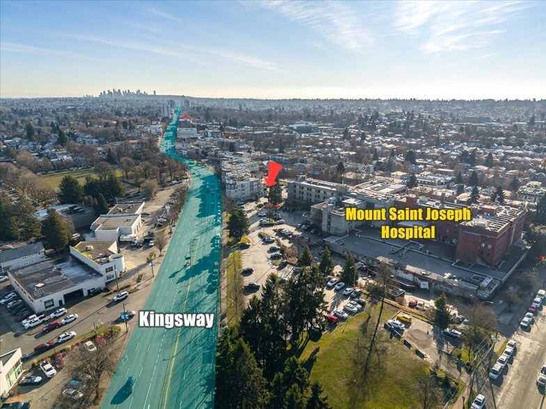 More Photos Of 488 Kingsway, Vancouver Apartments For Sale