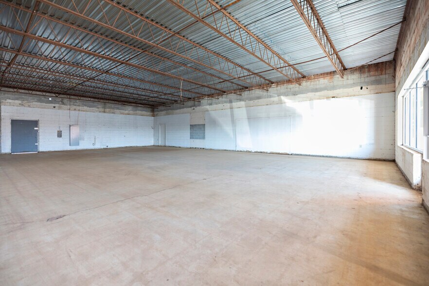 More Photos Of 1400 SE Washington St, Idabel Unknown For Lease