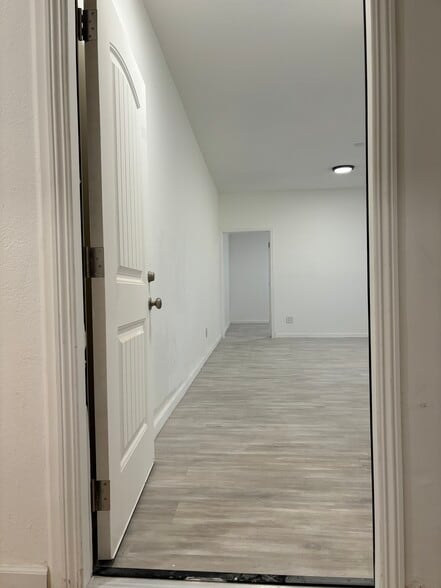 More Photos Of 3020 Porter St, Soquel Warehouse For Lease