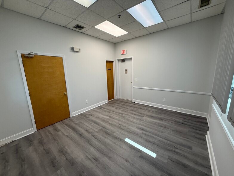 More Photos Of 79 Route 59, Suffern Medical For Lease