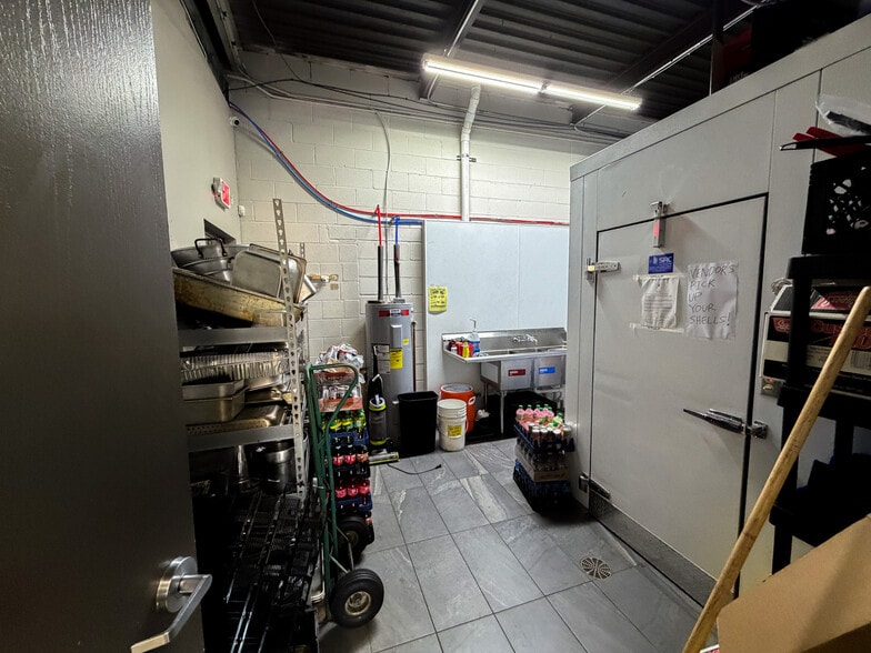 More Photos Of 31555 Mound Rd, Warren Coworking Space