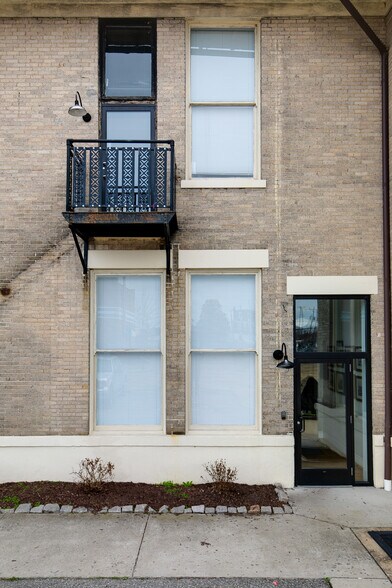 More Photos Of 141 E Wythe St, Petersburg Apartments For Sale