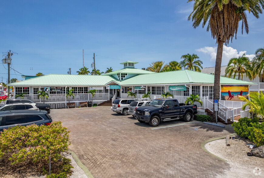 Primary Photo Of 9801 Gulf Dr, Anna Maria Storefront Retail Office For Sale