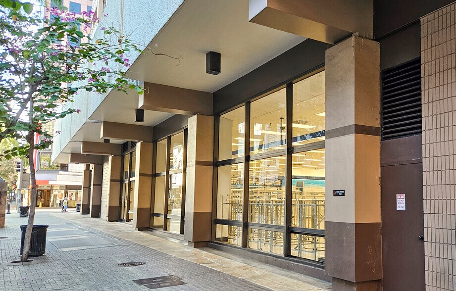 More Photos Of 1088 bishop St, Honolulu Office For Lease