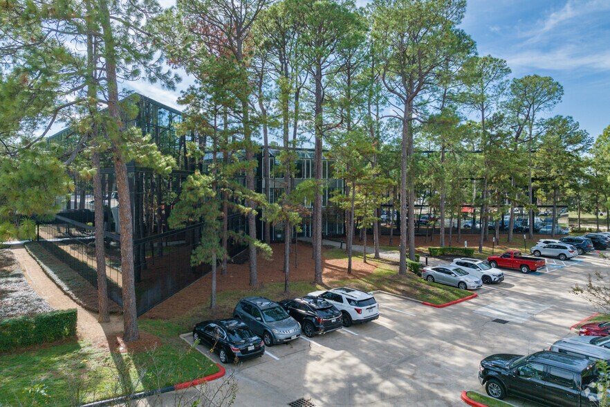 More Photos Of 15995 N Barkers Landing Rd, Houston Office For Lease